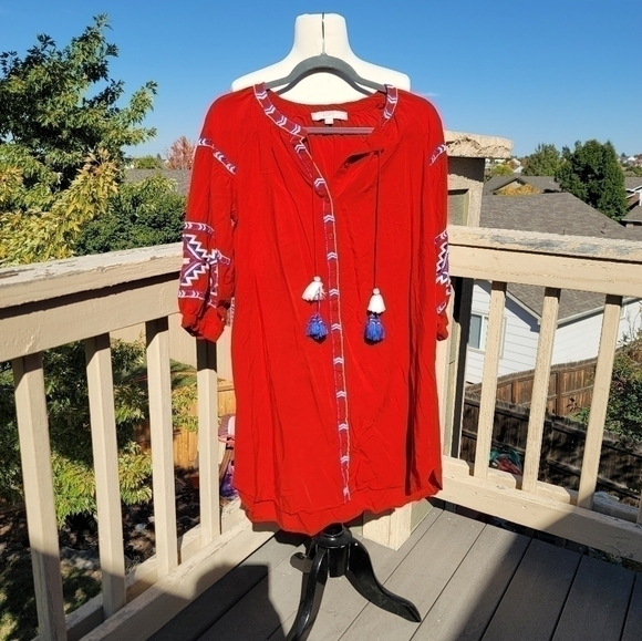 LOFT CHERRY RED AZTEC PRINT SHIFT DRESS, SZ MEDIUM PETITE - Picture 1 of 10